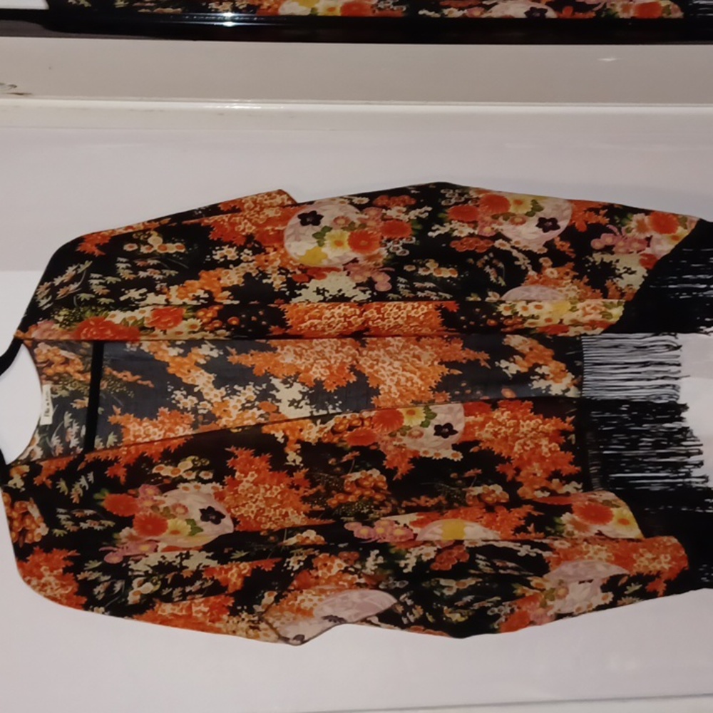 Ellie ❤️ Kate Kimono
